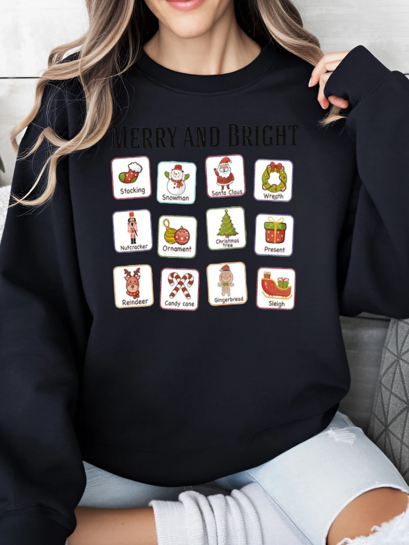 

Рождественские значки Веселый и яркий свитшот с принтом Праздничная женская повседневная одежда больших размеров