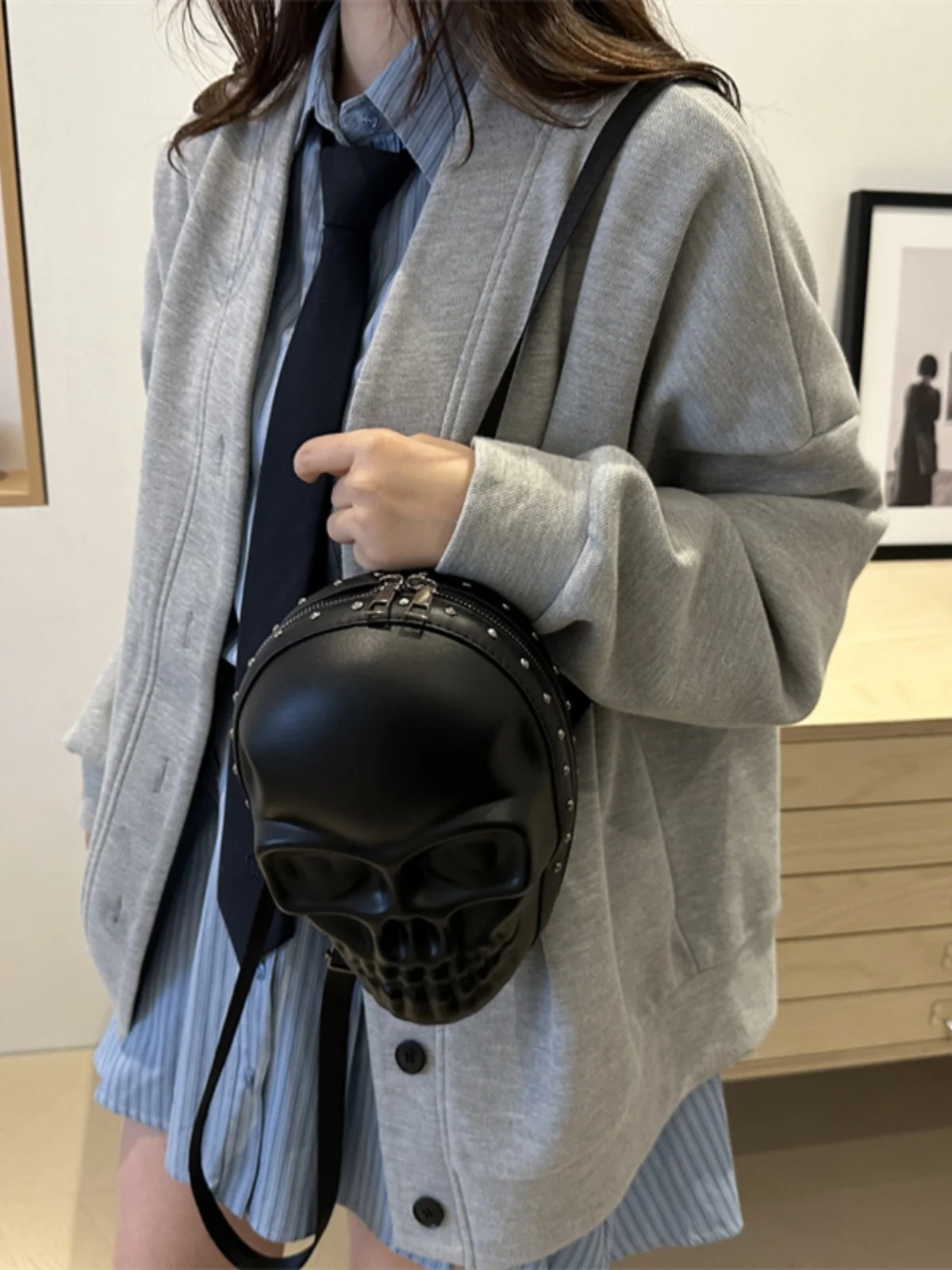 

Хэллоуин с принтом скелета и заклепками, двойная круглая объединительная сумка, модный уникальный дизайн, осень-зима, новая модная сумка для молодежи