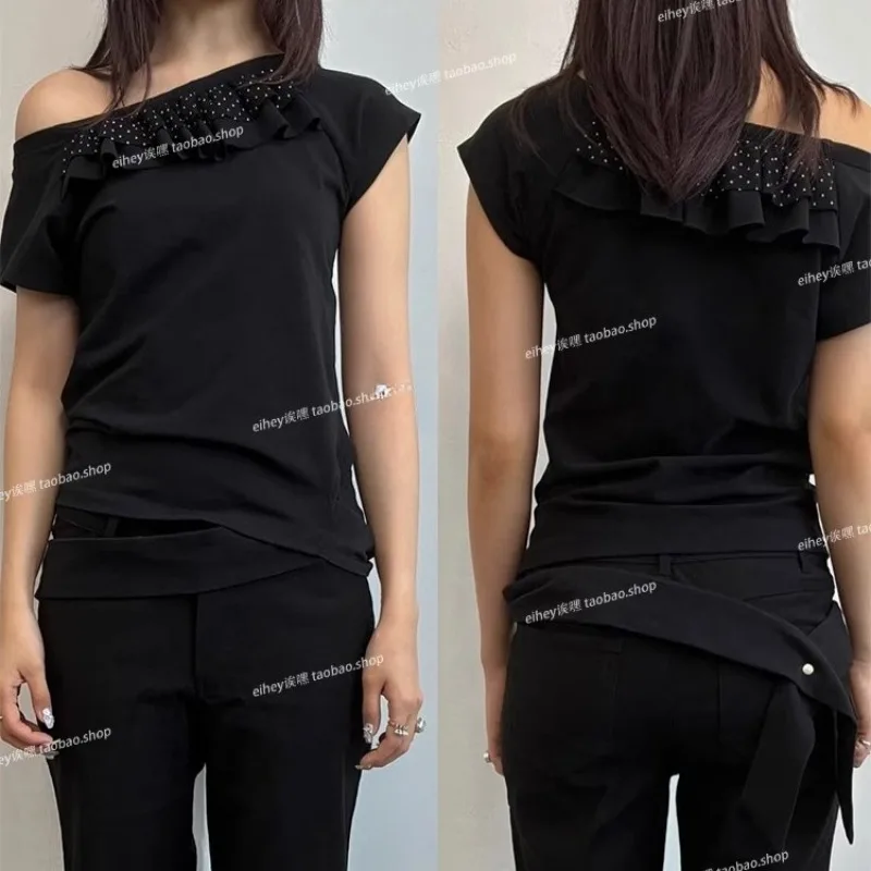 NOVEDAD DE VERANO 2021, pantalones cortos negros plisados con empalme de lazo de calle para mujer + camiseta Sexy sin tirantes de manga corta, traje de dos piezas