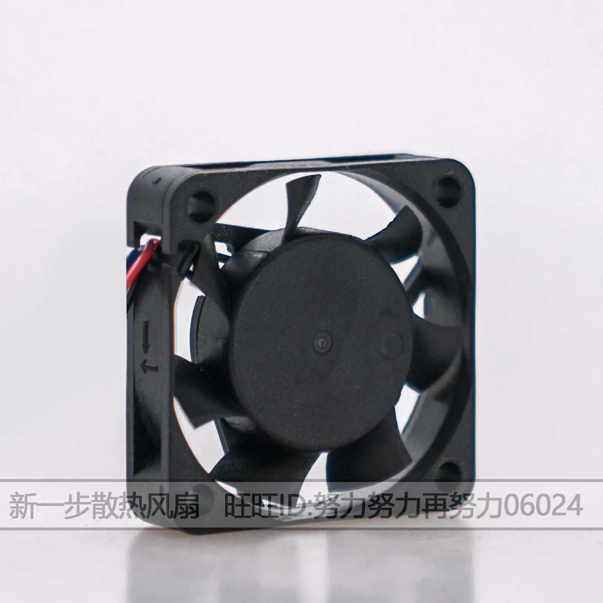 Delta AFB0405LA DC 5V 0.08A 40x40x10mm 3-Wire Server Cooling Fan