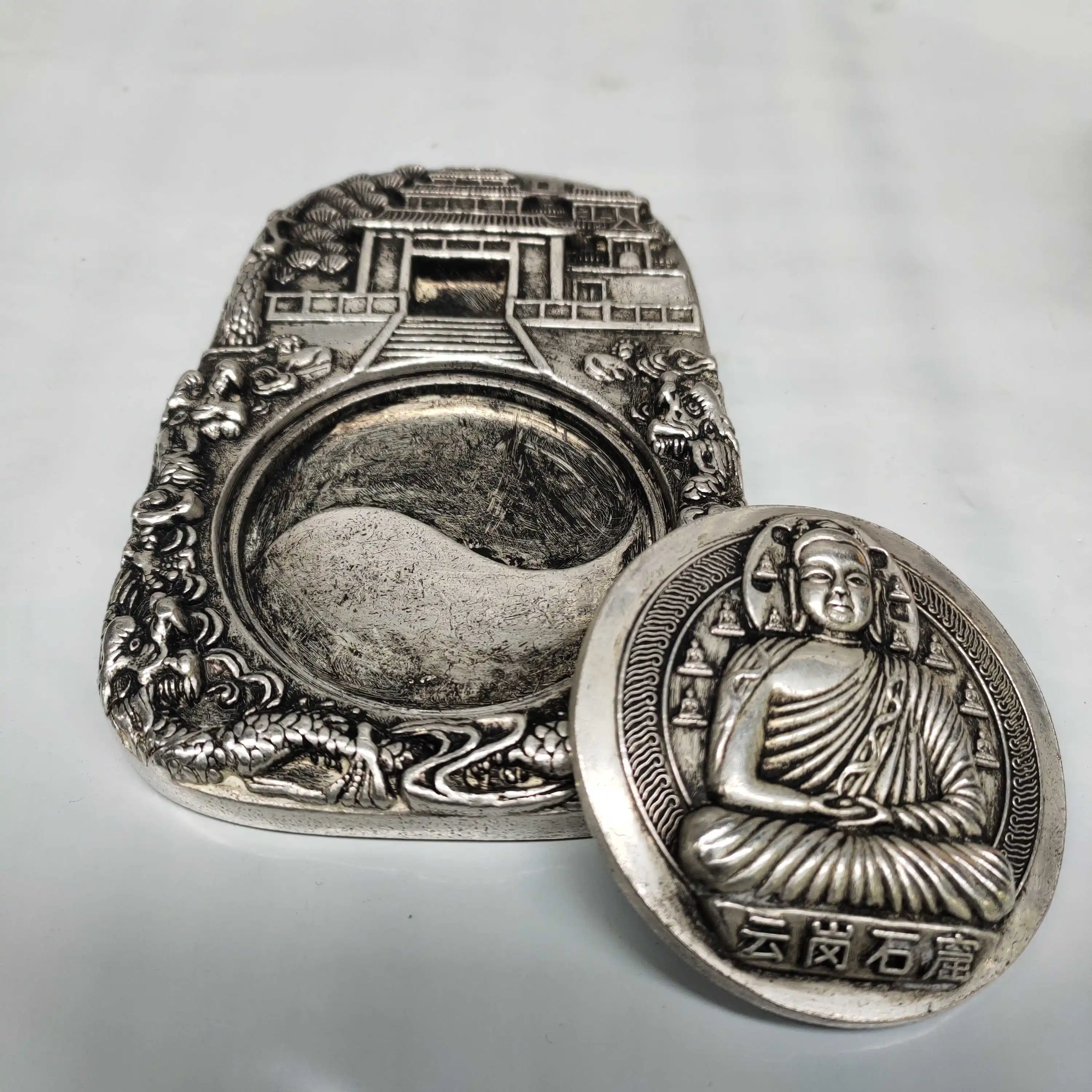 Collect white copper and silver plated Four Treasures of the Study Yantai Yungang Grottoes copper Yantai home office gifts.