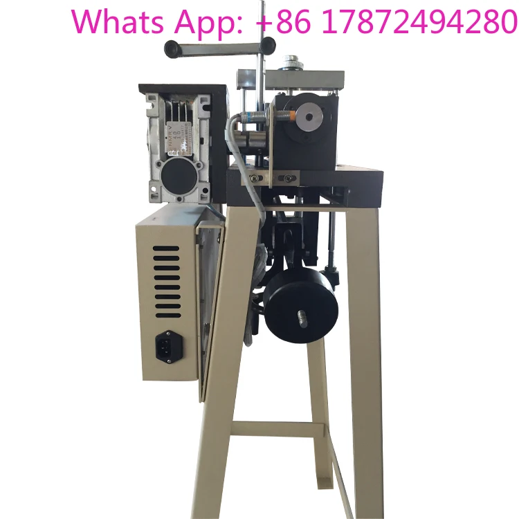 Direct shear soil measuring device