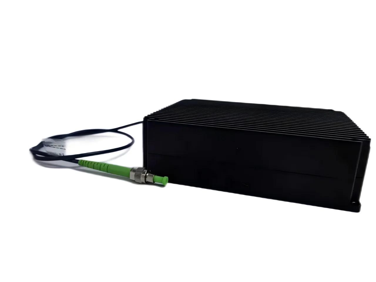 الشركة المصنعة المهنية عالية الطاقة 1064nm ليزر الأشعة تحت الحمراء عرض الخط الضيق ليزر الصناعية