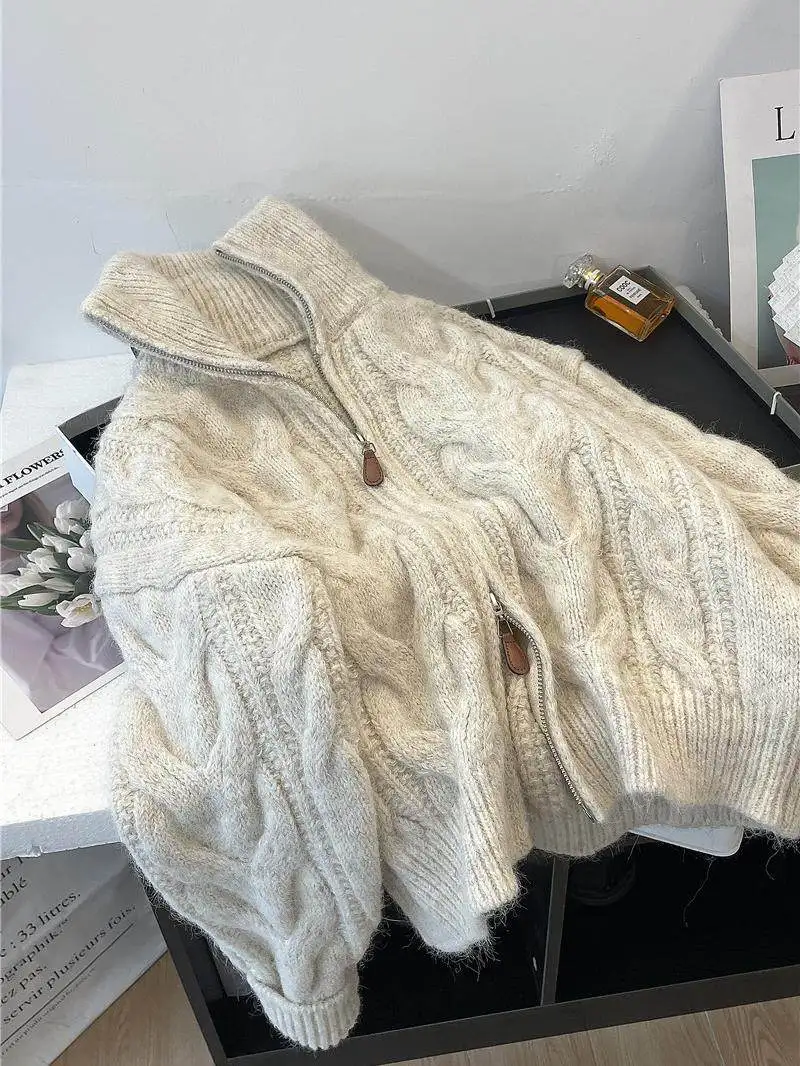 

Белоснежный короткий свитер на молнии с высоким воротом, женский осенне-зимний новый свободный мягкий восковый вязаный пальто с жареным тестом