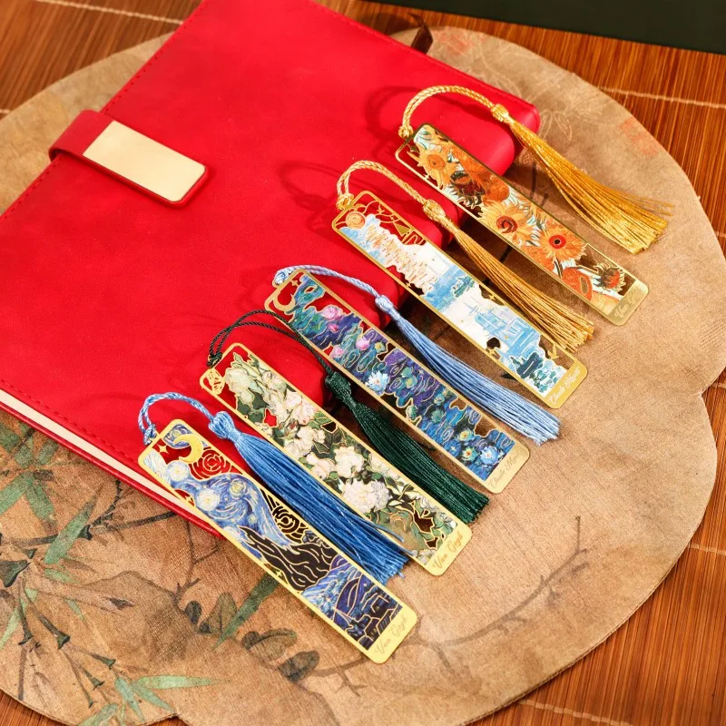 

1pc Retro Floral Painting Metal Bookmark Hollow Bronzing Bookmark With Tassel Stationery Book Lovers Friends Teachers Students