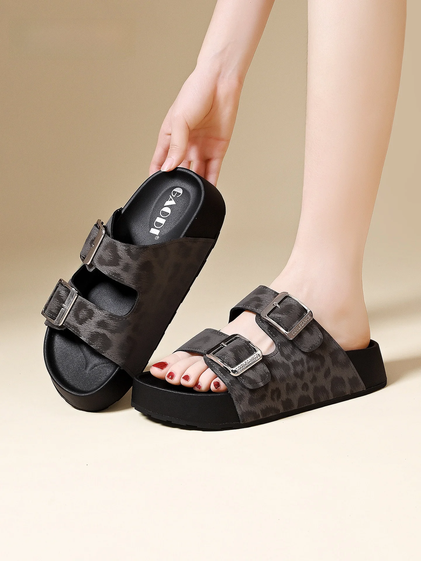 Sandalias Gotti con Estampado de Leopardo para Mujer, Calzado de Exterior 2026, Nuevas con Doble Correa, Tacón Grueso, Versát...