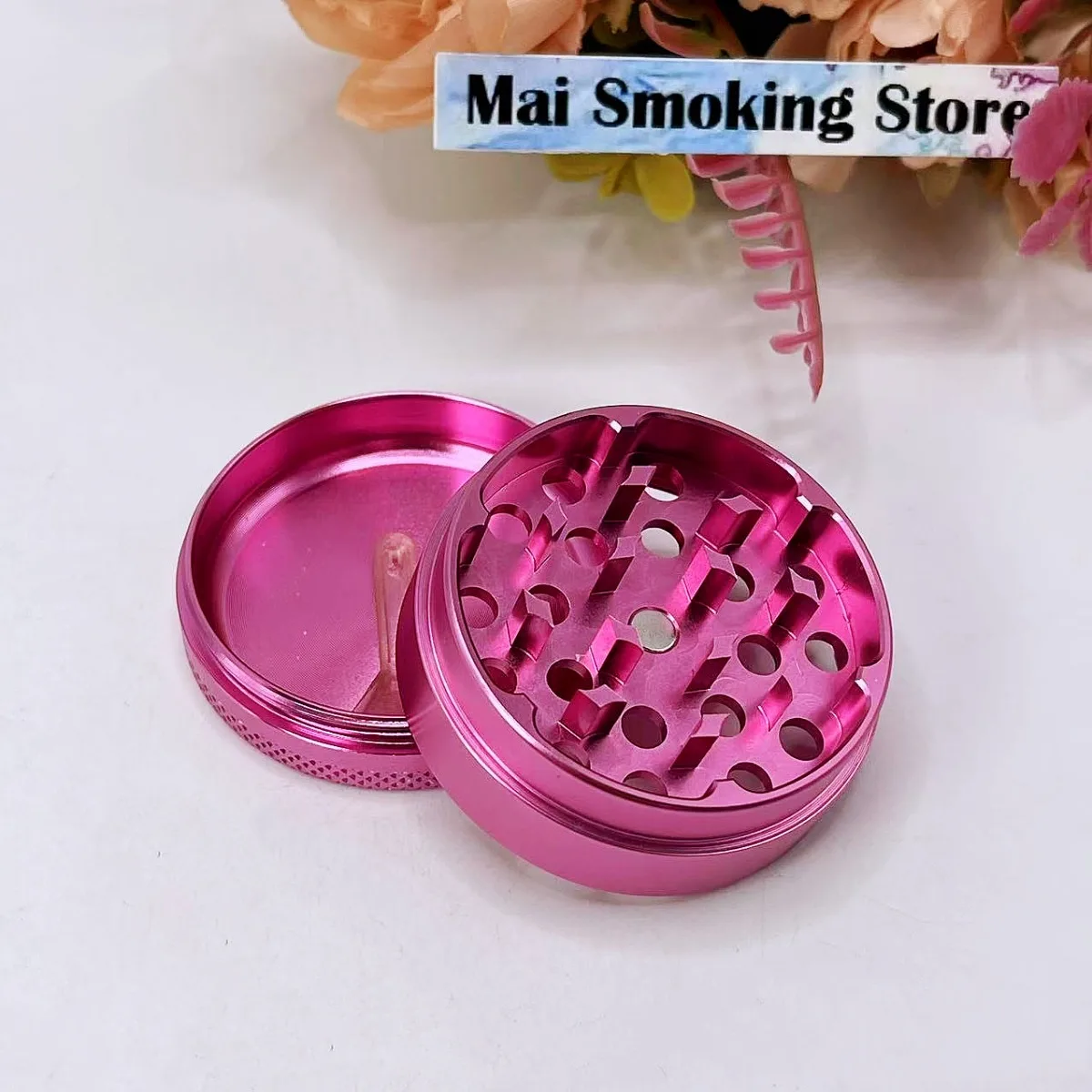 Moedor de Ervas Rosa de 2 Polegadas em Metal com 4 Camadas para Especiarias, Sal, Pimenta, Ferramenta para Fumar Cigarros