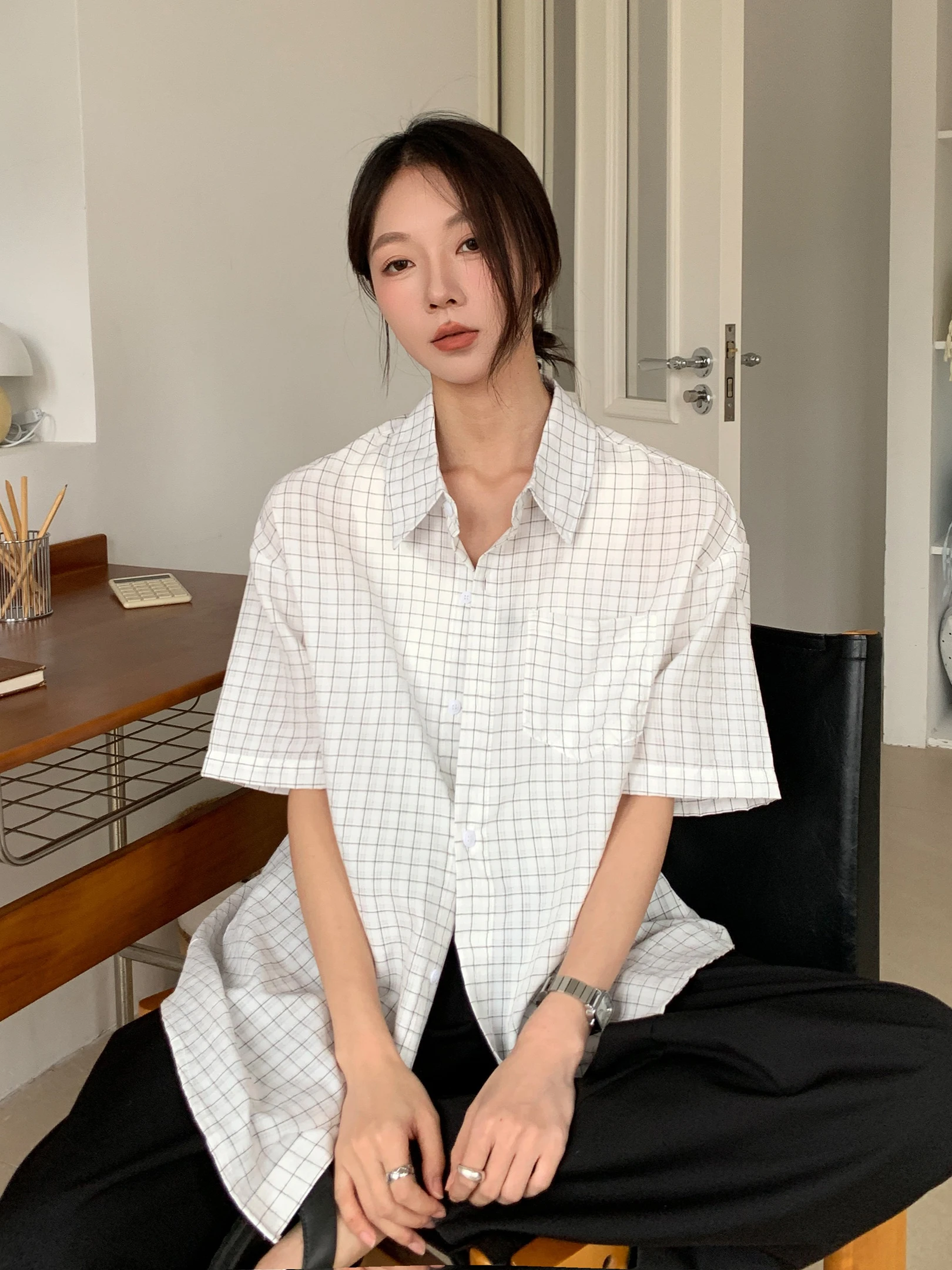 

Повседневная свободная женская рубашка в клетку с коротким рукавом, летняя, в винтажном стиле, с отложным воротником, оверсайз, универсальная, модная