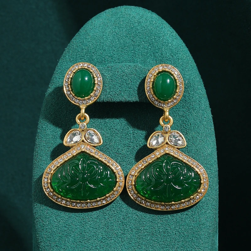 

Vintage Glass Leaf Green Drop Earrings Gold Color Natural Stone High Quality Elegant Palace Style Women Carnival Jewelry 2026