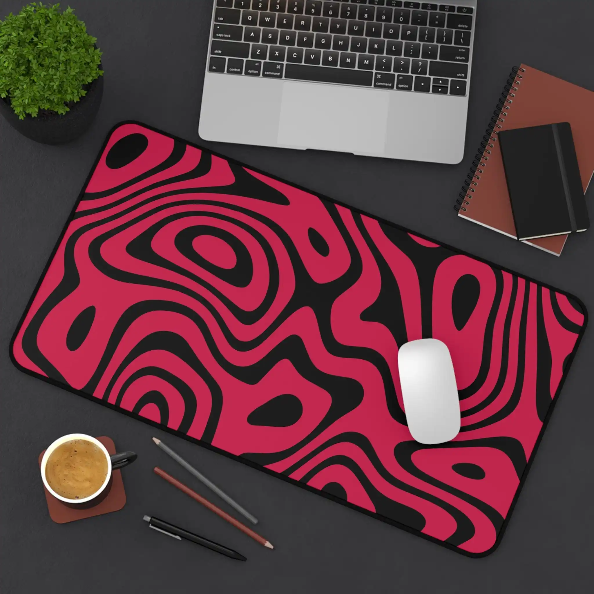 Black and Red Themed Mouse Pad,XXL Desk Decoration,XL Gaming Mouse Pad, Desk Accessories, Computer Mat, Home Office.
