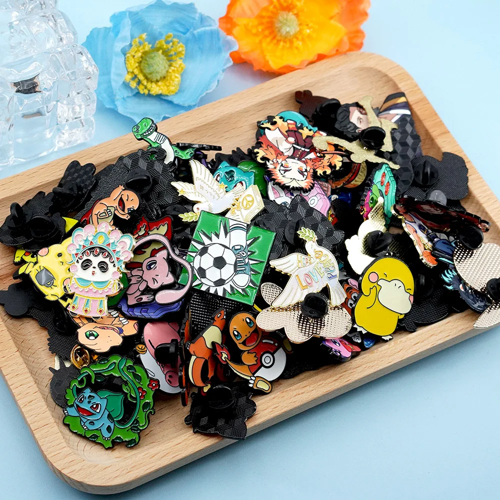 5-15Pcs Random Mix Cartoon Anime Enamel Pins Cute Character Metal Brooch Backpack Hat Decor Collectible Lapel Badge Gift