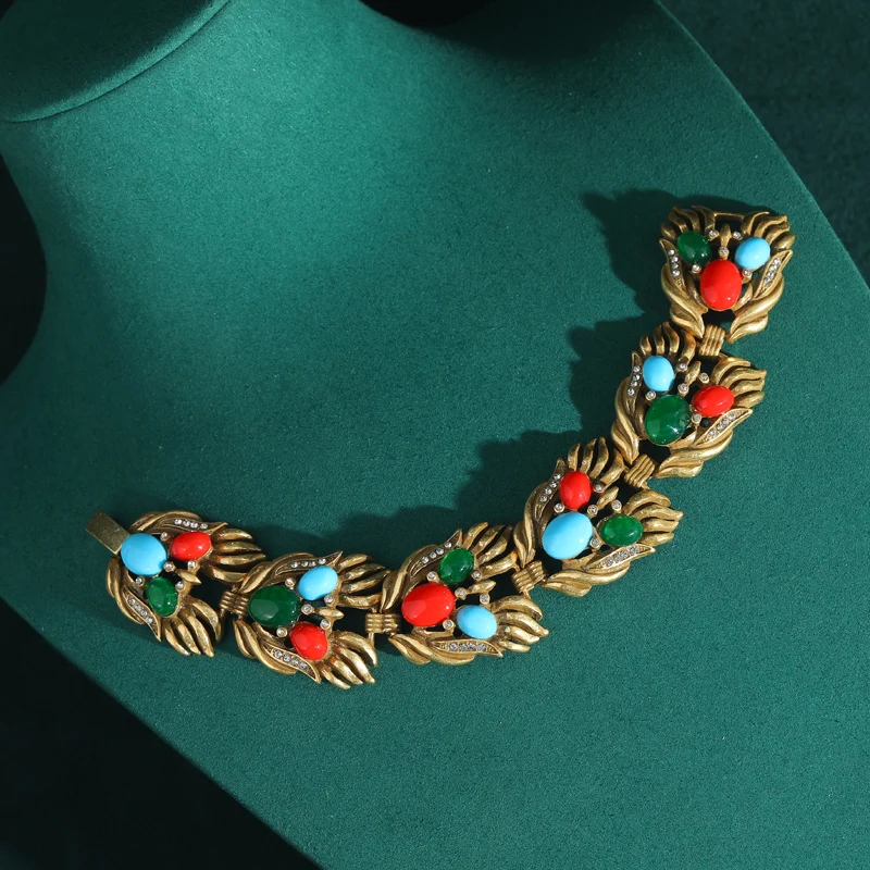 

Vintage Oval Natural Stones Bracelets Woman Antique Gold Plated High Quality Jewelry Accessories 2026 Trends Engagement Luxury