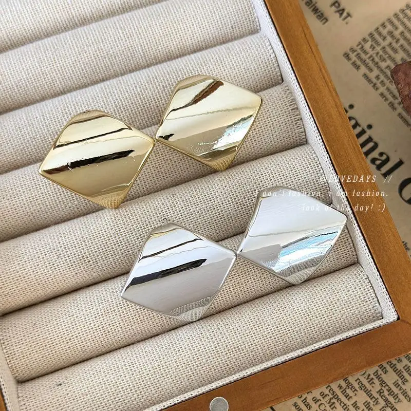 Geometric Arc and Rhombus Faux Metal Hoop Earrings Elegant Lightweight Comfortable Versatile Women Girls Daily Party Office Use