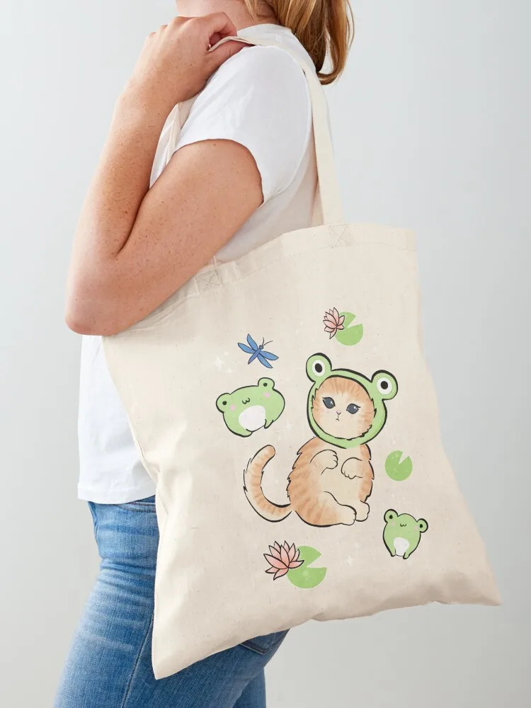 Kawaii Toads and Cat in Frog Hat: Retro 90s Cottagecore Aesthetic with a Funny Kitten in Frog Costume Tote Bag