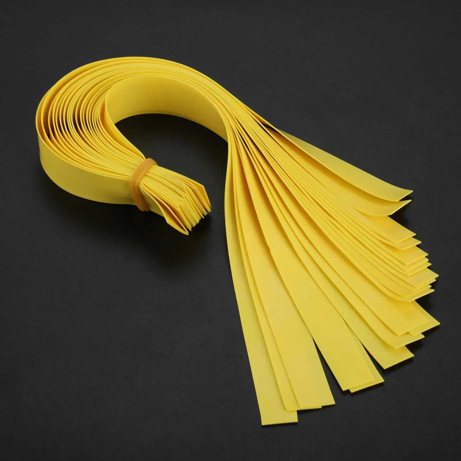 20pcs 0.45mm Thick Natural Latex Slingshots Flat Rubber Bands Strong Elastic Rubber Band Hunting Catapult 20mm/12mm Width Yellow