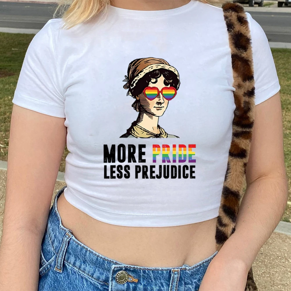 

Женский укороченный топ с надписью «More Pride Less»