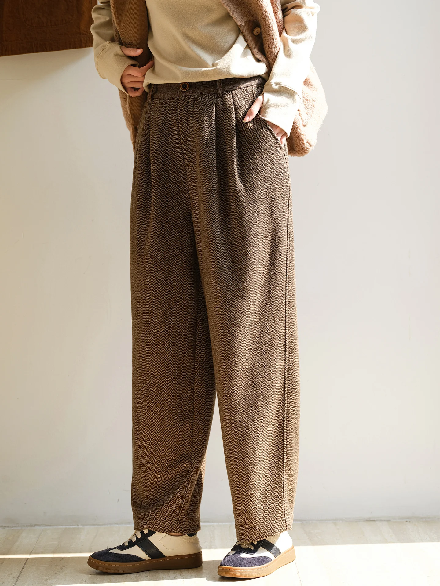 

Loose Straight Leg Woolen Trousers 240G Woven Texture Casual Nine-Piece Pants Women's Loose Wide Leg Woolen Pants