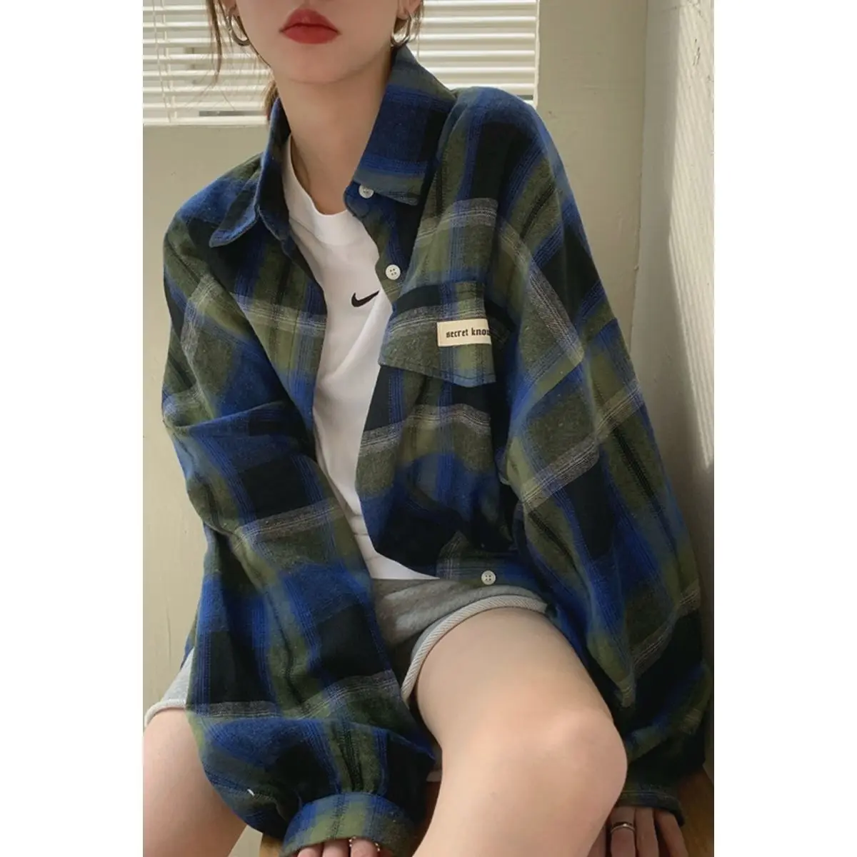 Plaid Coat Shirt For Women Vintage Long Sleeve Loose Blouse Oversize Button Up Shirt Korean Fall Outwear Tops Blusas Mujer