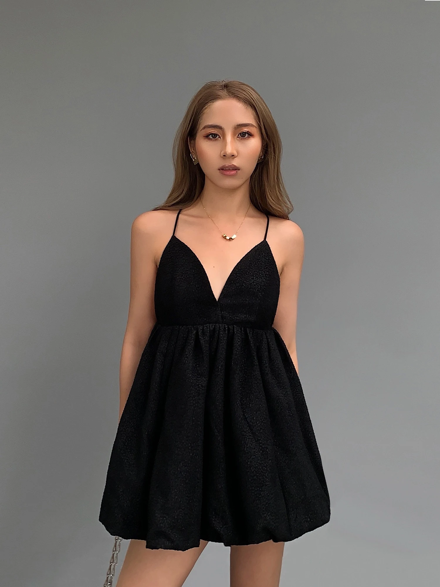 Black V-neck Strap Tube Top Dress 2023 New High-Grade Seamless Black  Elegant Graceful Dress College Mini Skirt Black Dress