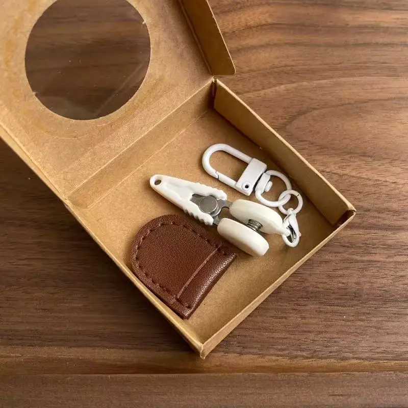 Hochpräzise Mini-Kunstschere mit Schutzhülle, Farbige Hakenschnalle, Näh- und Stickereischere mit Aufbewahrungsbox, Tragbar – Detail 7