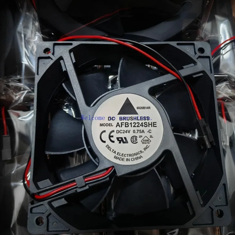 

Для нового Delta AFB1224SHE 12038 24 В 0,75 А 12 см двойной шариковый осевой вентилятор охлаждения