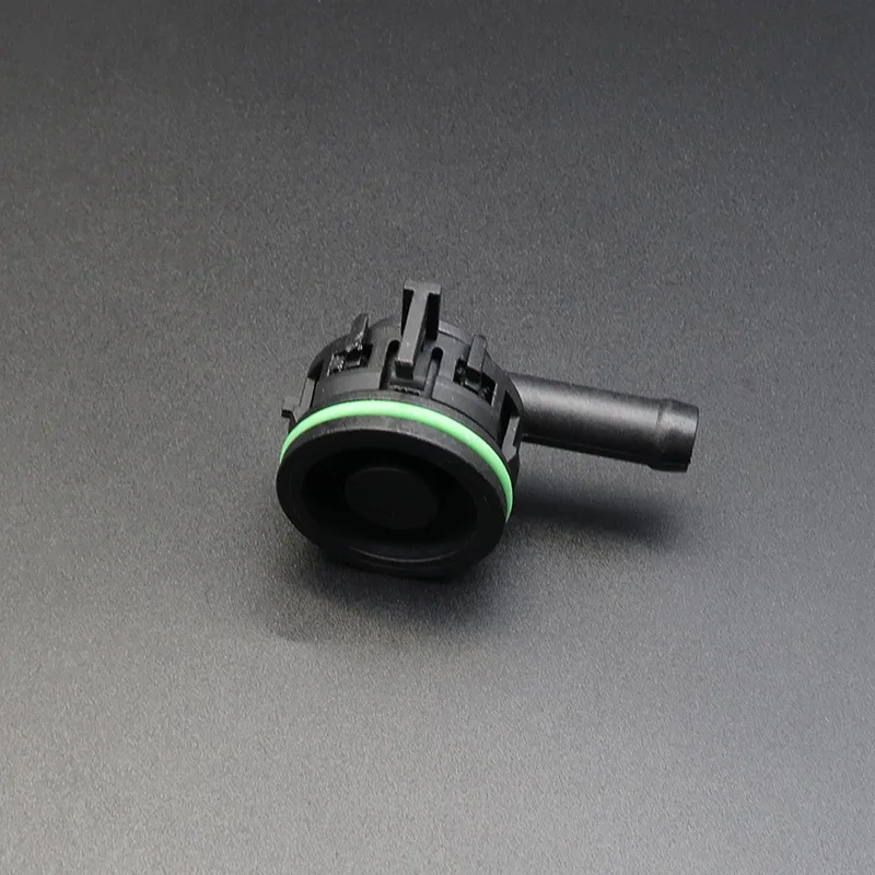 04E103175 FOR Volkswagen Series Audi A1 A3 Q3 Crankcase Breathing Hose Check Valve Exhaust Valve Cover Waste Air Valve Auto Part