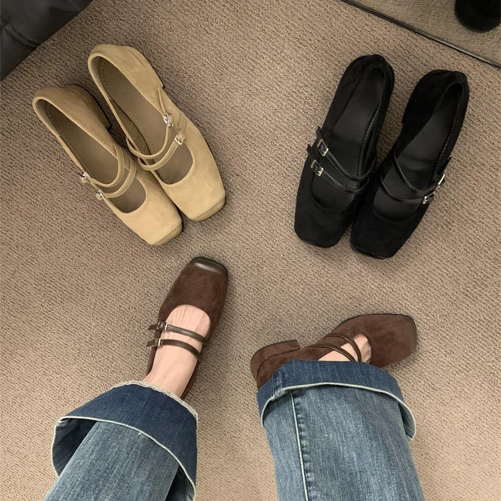 

Новые удобные повседневные и универсальные весенне-летние туфли на плоской подошве с квадратным носком. Элегантная и модная женская обувь в стиле ретро.