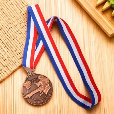 الكاراتيه سبائك الزنك ميدالية فنون الدفاع عن النفس لجوائز مسابقة الجودو معلقة ميدالية الزخرفية ميداليات جوائز السباق الصغيرة
