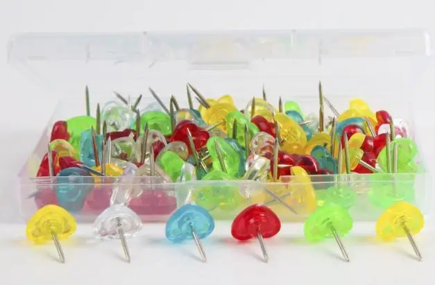 

100Pcs Heart Thumbtacks Plastic Cute Decorative Pushpins for Cork Boards Message Walls Home Office School Map Location Pin
