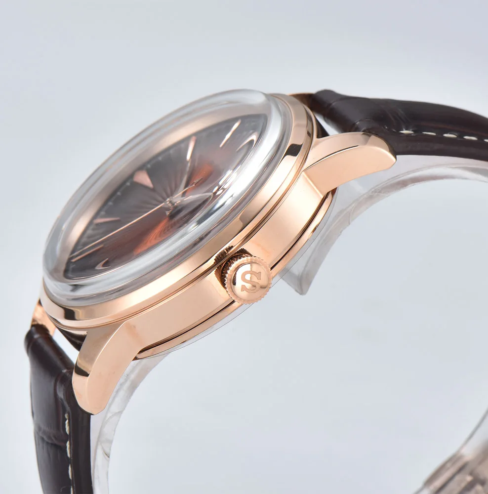 NH35 كوكتيل ساعة أوتوماتيكية للرجال مقاوم للماء ساعة اليد مزدوجة قبة الياقوت كريستال حالة الغوص ساعة تاريخ NH35 ساعة شعار مخصص