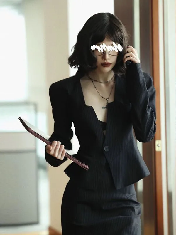 

Sexy Professional Black Stripe Suit Short Skirt Casual Workwear Fashion Set Button Long Sleeve Spring Collection for Young Women