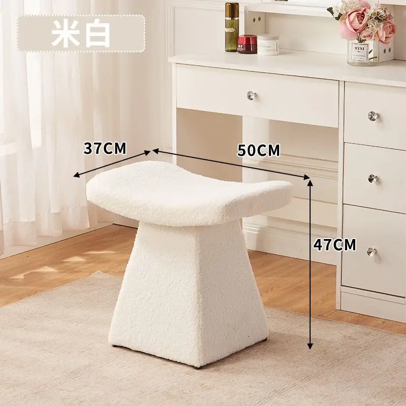 Nordic Bedroom Makeup Stool Home Doorway Porch Shoe Changing Low Stool Simple Creative Bedroom Dressing Table Chair Home