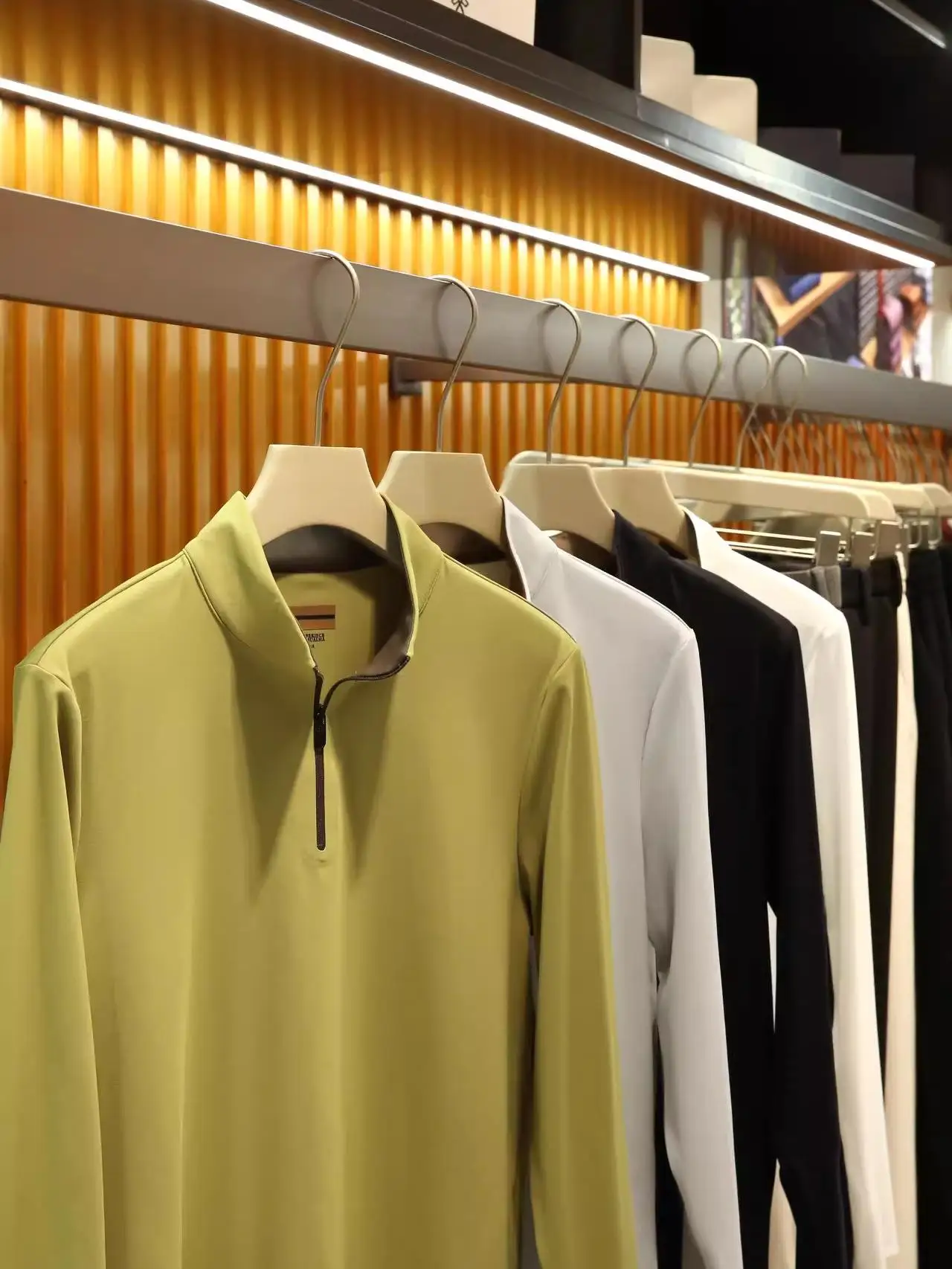 

Italian Luxury Men's T-irt f Zip Skin-friendly Qui Dry Busin Commute Autumn Winter New Arrival Breathable Stand Fit