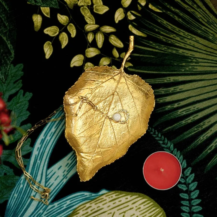 Luxury Retro Golden Leaf Copper Leaf Fruit Bowl Storage Tray Desktop Storage Container Brass Compote Jewelry Tray Home Decor