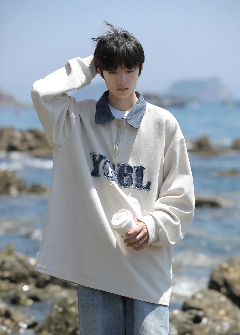 

Мужская толстовка в стиле ретро с американским дизайном, на молнии, с джинсовыми вставками, с капюшоном, весенне-осенняя, модная, свободного кроя, с принтом