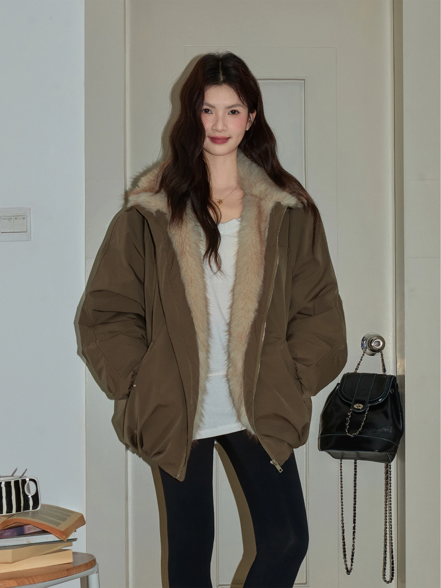 

White Little Fi Retro ort Cotton Jaet Women's Faion Winter New Warm Cotton Lined Coat Stand Mountain Eagle Fur Collar