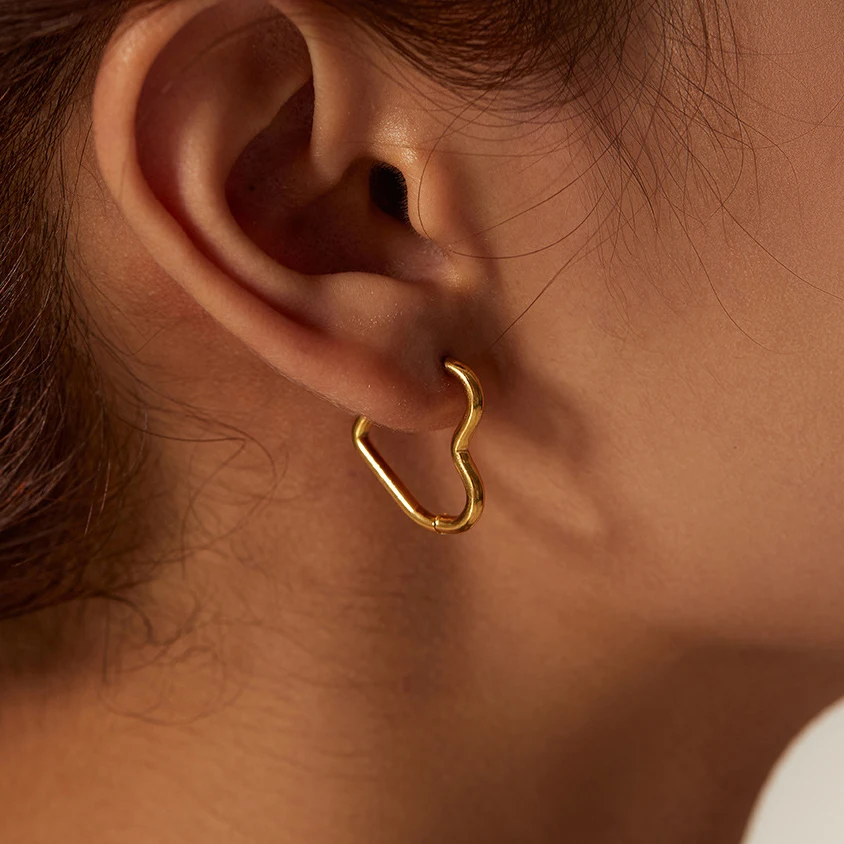 Fashion Minimalist Gold Color Stainless Steel Heart Earrings For Women Girl Simple Punk Hoop Earrings Piercing Korean Jewelry