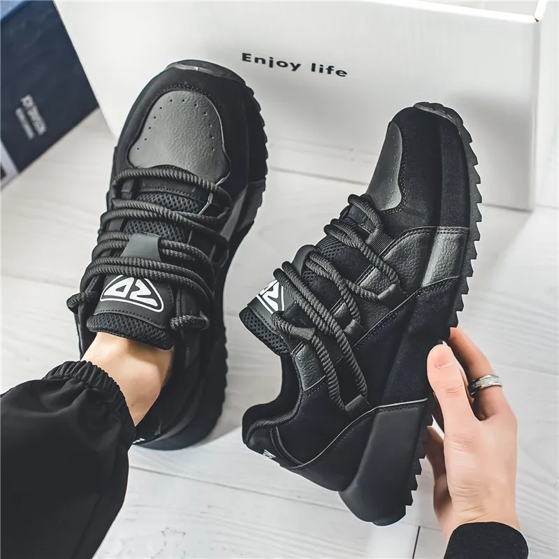 

Large Size Men Shoes Autumn New Outdoor Low Help Casual Platform Sneakers Non Slip Wear Resistant Comfortable Running Shoes