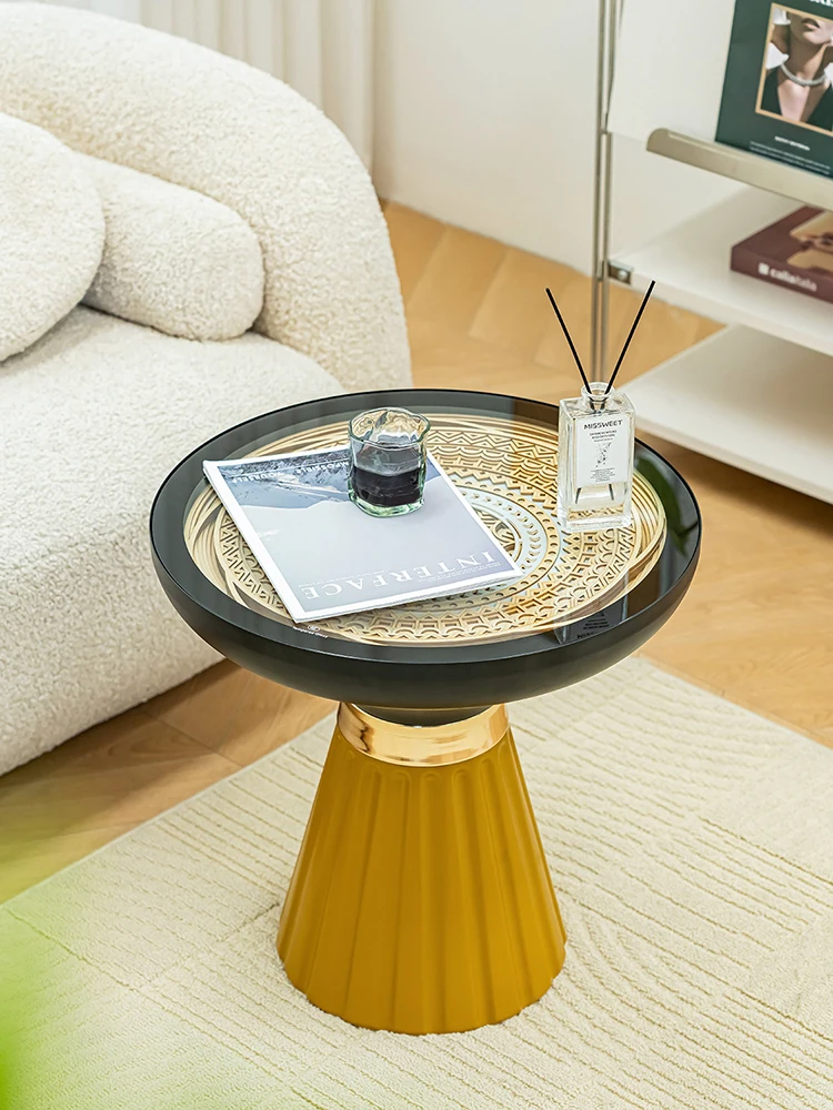 Luxury Round Tempered Glass Table Gold Metal Trim Mushroom Sofa Corner Tables Bedroom Bedside Desk Home Decor Furniture
