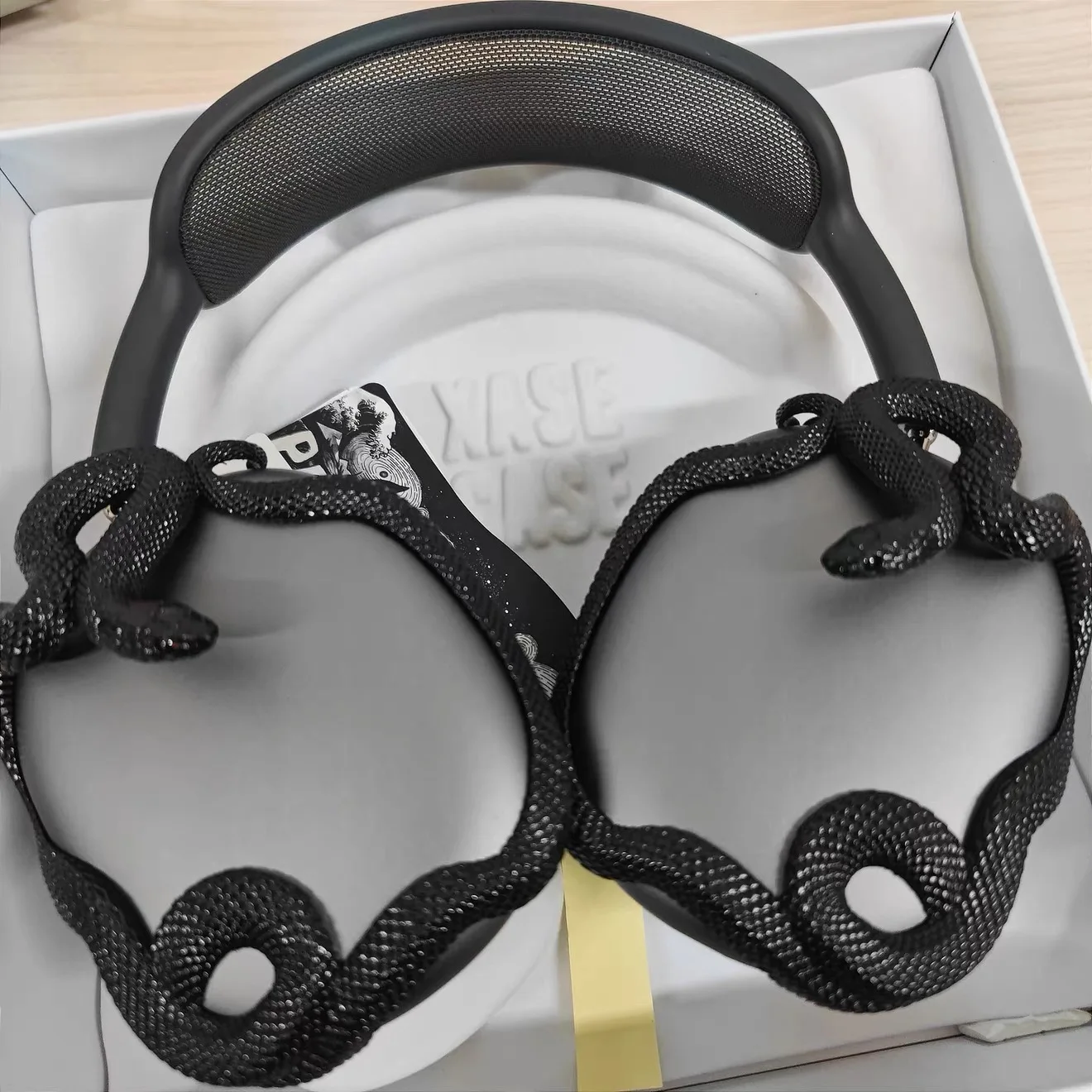 

XKSU Snake series earphone case, suitable for AirPods Max, 3D printing technology.