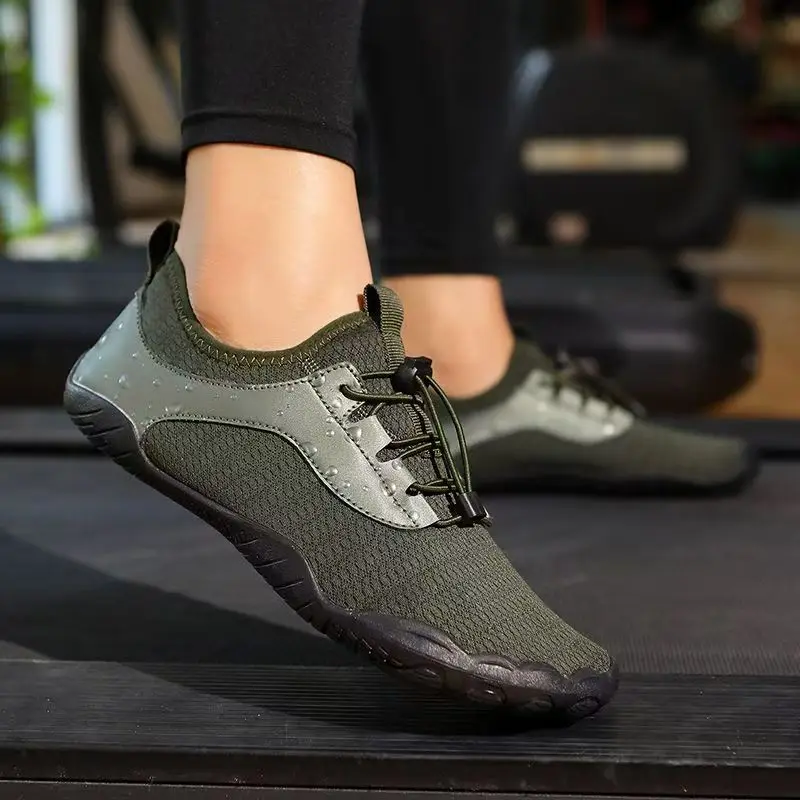 Men Big Size Quickly Drying Diving Shoes Lovers Soft sole Non Slip Outdoor Wading Shoes Beach Swimming shoes Indoor Fitness Shoe