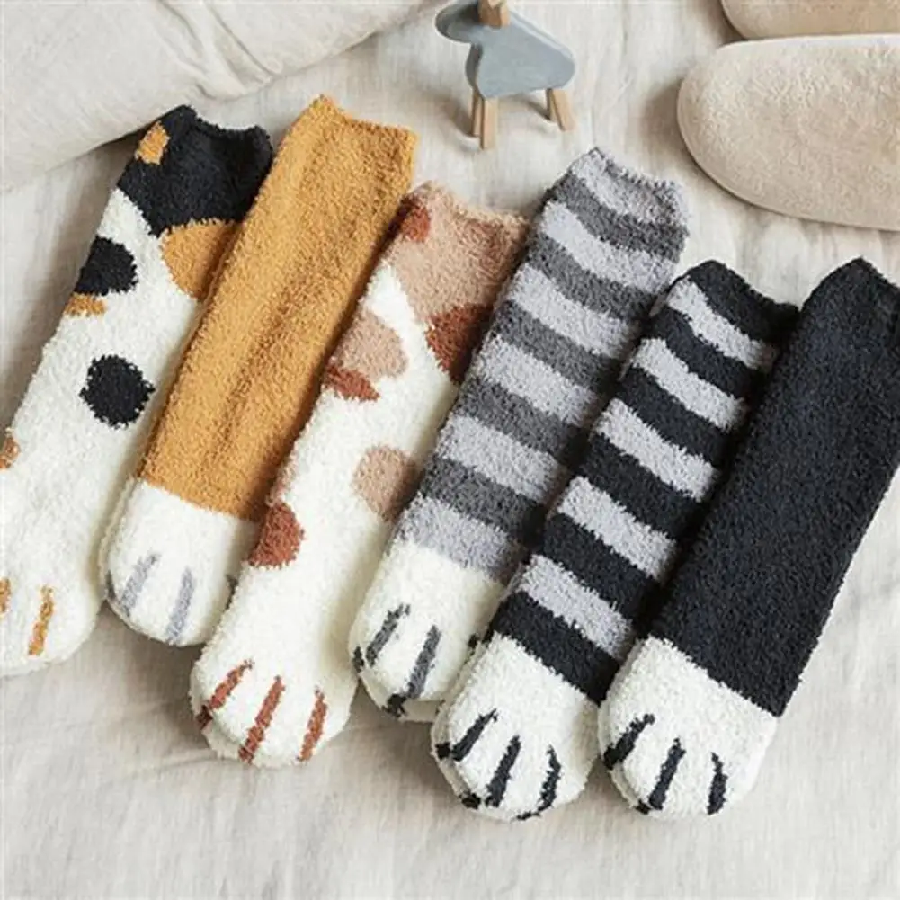 

Cat Paw Floor Socks Cute Warm Winter Fuzzy Socks Thickened Stretchy Fluffy Slipper Socks for Home Bedroom Indoor Wear Sleeping