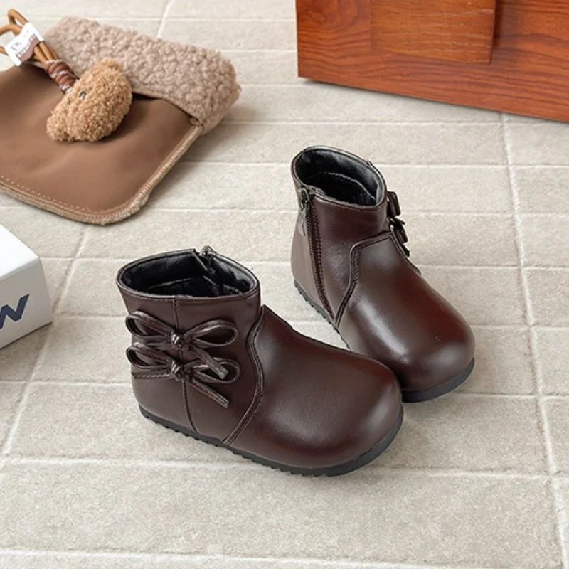 

2025 детские повседневные короткие сапоги для девочек, осенне-зимняя новая модная нескользящая универсальная обувь принцессы на мягкой подошве в корейском стиле