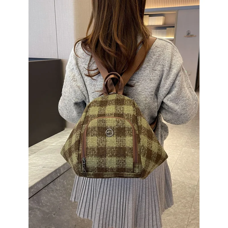 

New plaid multifunctional backpack, stylish shoulder and crossbody bag for women, suitable for commuting, students, and work, wi