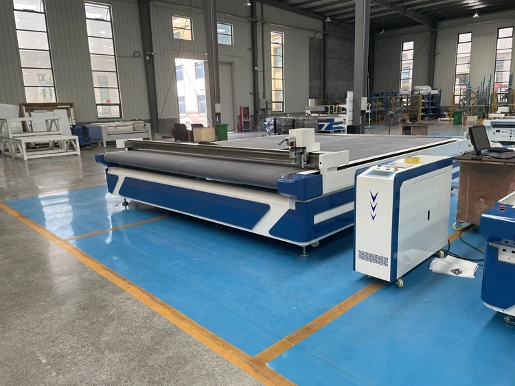 High Precision 1625 Oscillating Knife Cutter Machine with Auto Feed Conveyor System for Flexible Materials Cutting CNC Digital S