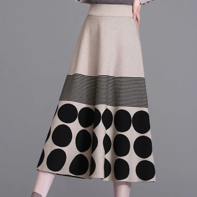 New Autumn and Winter Fashion Irregular Colored Dotted High Waist Skirt Versatile Western Women's A-line Knitted Long Dress