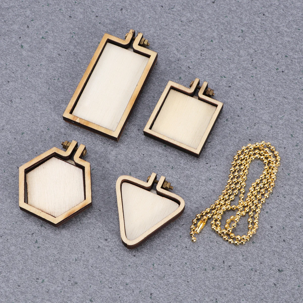 

5 pcs Wooden Embroidery Hoops Set 3.5Cm Triangle 2Cm Hexagon 3X3Cm Square 5X3Cm Frame Golden Bead Chain Cross Stitch Fixing Ring