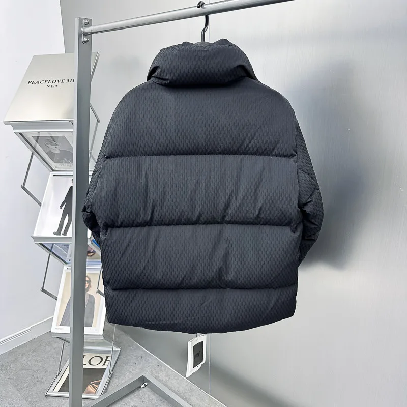 เสื้อแจ็คเก็ตดาวน์คอปกย่นสไตล์ใหม่ฤดูหนาวของผู้ชาย เสื้อแจ็คเก็ตดาวน์ขนมปังเรียบง่าย
