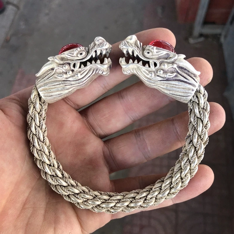 

Antique collection jade bracelet; dragon head bracelet