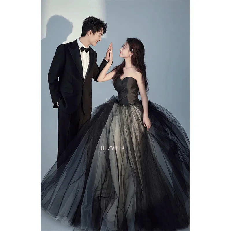 여성을위한 우아한 웨딩 드레스 Organza a 라인 Strapless 간단한 스타일 사진 촬영 신부 드레스 맞춤형 웨딩 파티 드레스